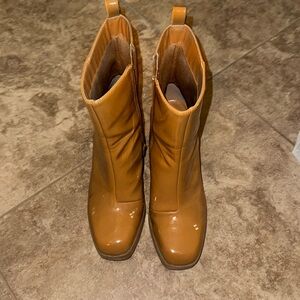 BP boots -US 8